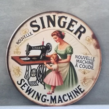 Plaque métal vintage Singer machine a coudre 20x20 ronde Neuve