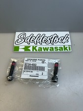 2 vis 8x35 embout guidon