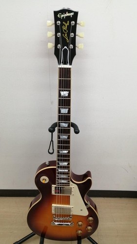 Epiphone inspired gibson - by,