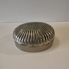 Ancienne Boîte En Métal