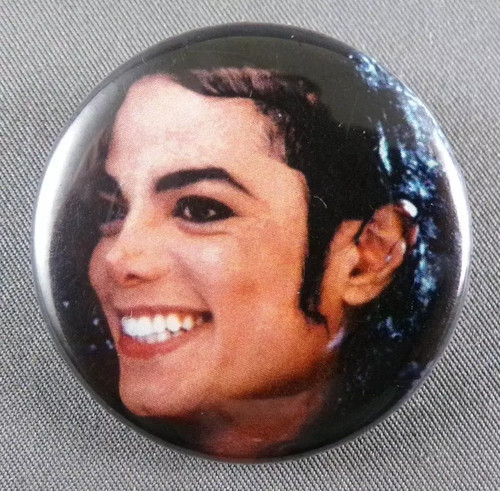Michael jackson badge - -,