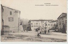 CPA SAUXILLANGES (63) PLACE DE LA CONSTITUTION - ANIMEE