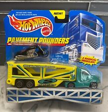 Hot Wheels Pavement Pounder Big Rig Moto Noir Scorchin Scooter Transport