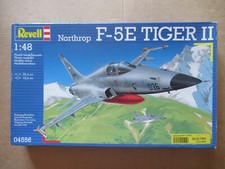 NORTHROP F-5 E TIGER II, REVELL, 1/48, réf: 04556, 2000, ( airfix, heller ).