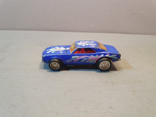Camaro hot wheels - 67,