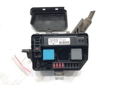 BOÎTE À FUSIBLES TOYOTA
