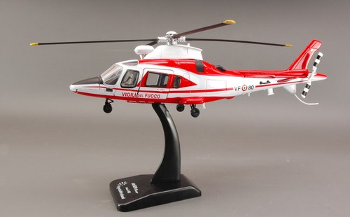 Miniature hélicoptère agusta - hélicoptère,