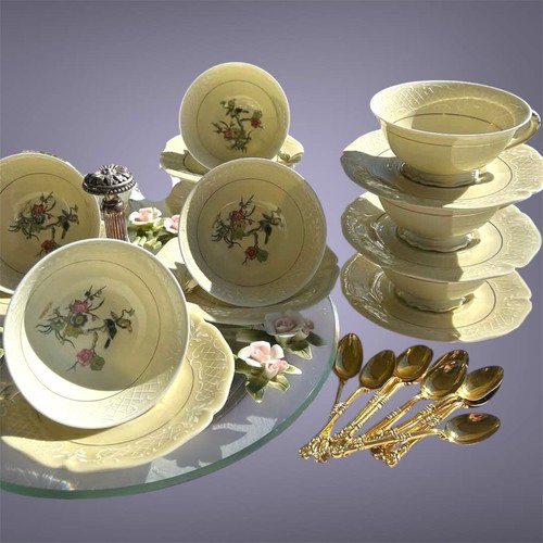 Tasses soucoupes en - tasses,