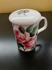 MAGNIFIQUE TASSE AVEC