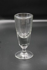 Verres à absinthe en verre