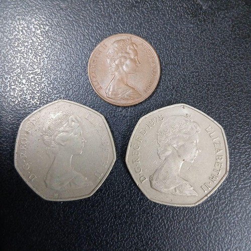 Queen elizabeth coin - queen, ii