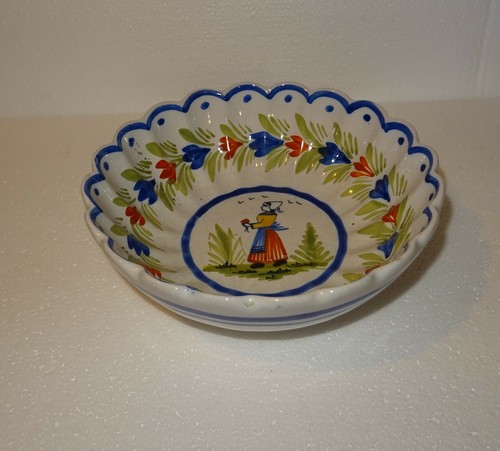 Plat creux avec - avec, rebords