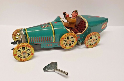 Ancien jouet bugati mécanique - ancien,