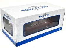 MINIATURE 1/18 MCG PEUGEOT 504