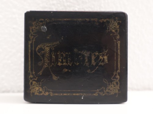 Ancienne boîte timbres en - boîte, à