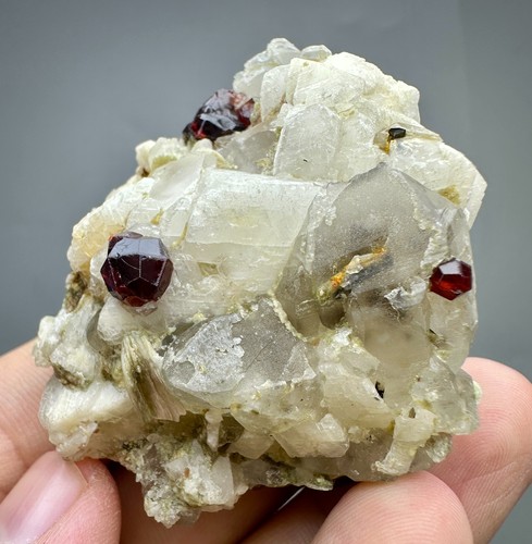 Cristaux grenat spessartine - grenat,