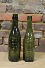 Lot 2 anciennes bouteilles