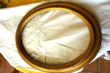 Ancien cadre ovale en bois