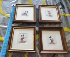 DISNEY LOT DE 4 PETITS
