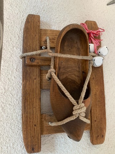 Raquettes anciennes bois avec