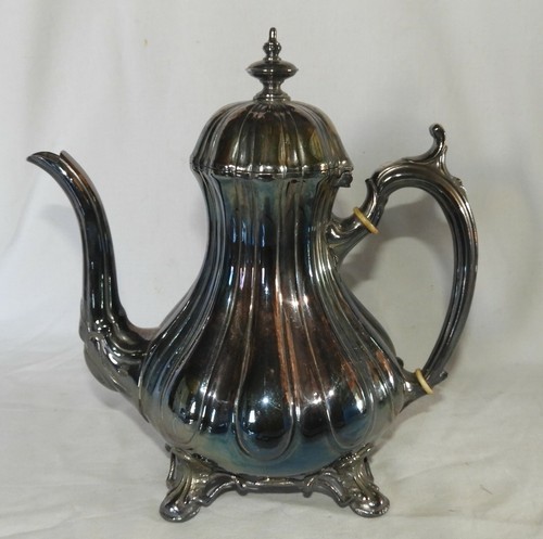 Belle cafetière métal - belle,