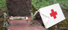 STARLUX SERVICE DE SANTE / TENTE MILITAIRE MEDICALE + SOLDATS  BRANCARDIERS