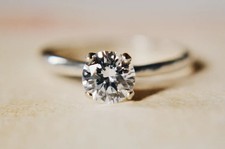 Bague solitaire diamant ronde