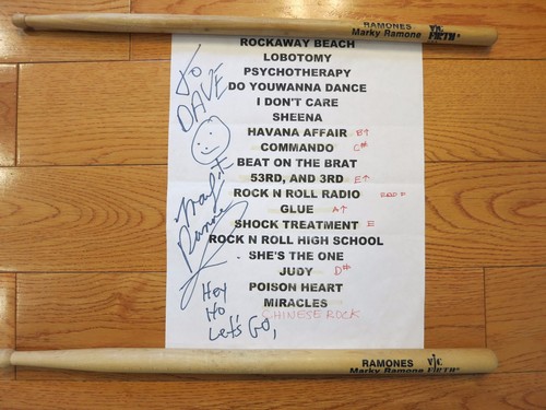 Marky ramone signed - setlist, +