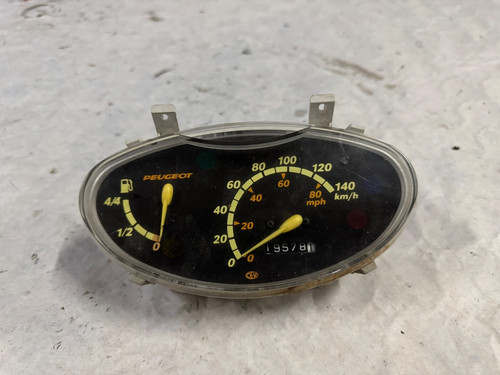 Compteur peugeot 100 - compteur,