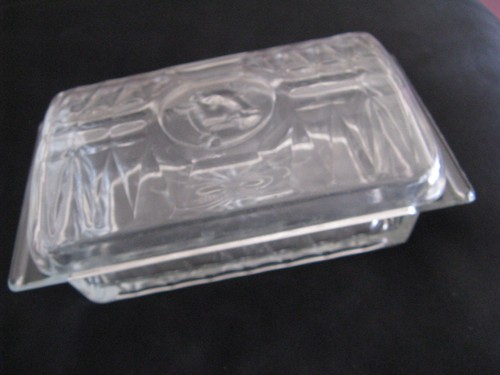 Beurrier verre moulé décor