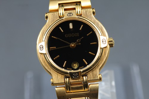 Presque comme neuf montre - [presque,