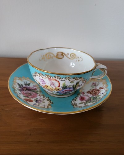 Tasse sous en - sous-tasse,
