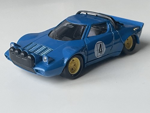 Lancia stratos bleu 1979 43 - stratos,