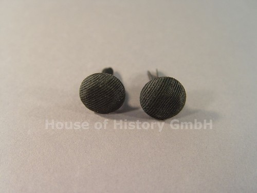 152095 paire boutons - :, (2)