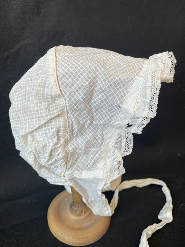 Ancienne coiffe brodée - ancienne,