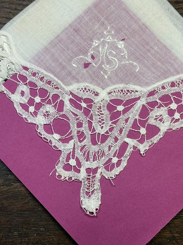 Dentelle ancienne mouchoir - ancienne,
