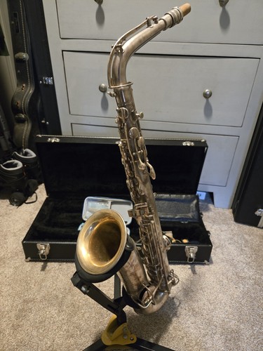 Conn melody saxophone - conn,