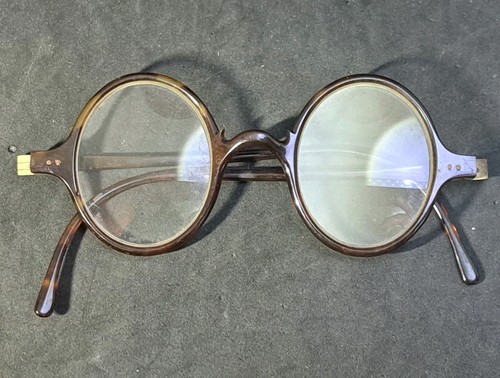 Paire lunettes anciennes en - paire,