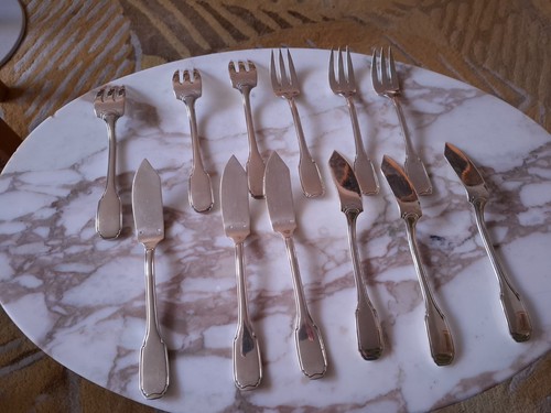 Menagere service a poisson - a,