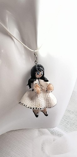 Collier pendentif jolie - collier,
