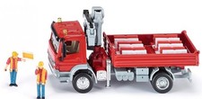 SIKU, MERCEDES BENZ Atego benne 4x2 avec grue personnages et accessoires, éch...
