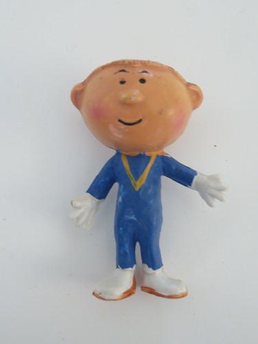 Figurine basile vintage le - basile,