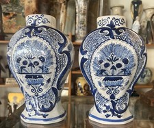 Paire de Pot / Vase en Faïence de Delft XVIIIe Hollande Pays-Bas