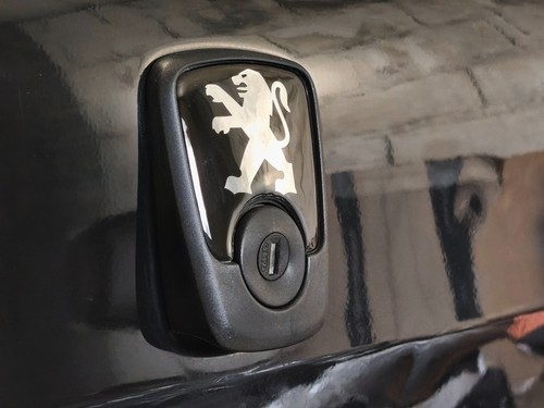 Logo chrome autocollant - logo,