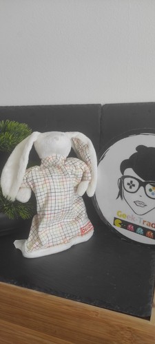Peluche doudou lapin