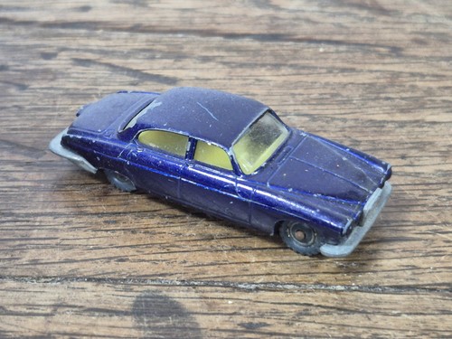 Voiture miniature jaguar mk10 - voiture,