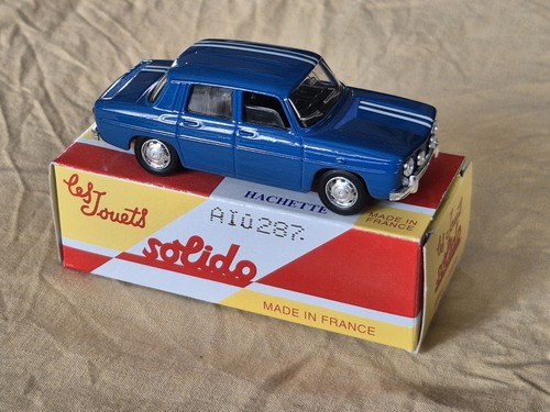 Voiture miniature renault - miniature, r8