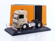 IXO 1/43 - RENAULT R390
