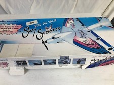 AVION RADIOCOMMANDES