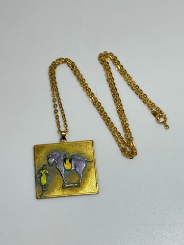 Collier pendentif ancien
